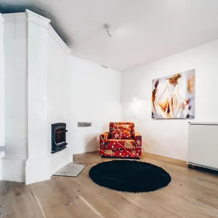 Old Town Apartment, Pikk 51 Free Parking Lejlighed *